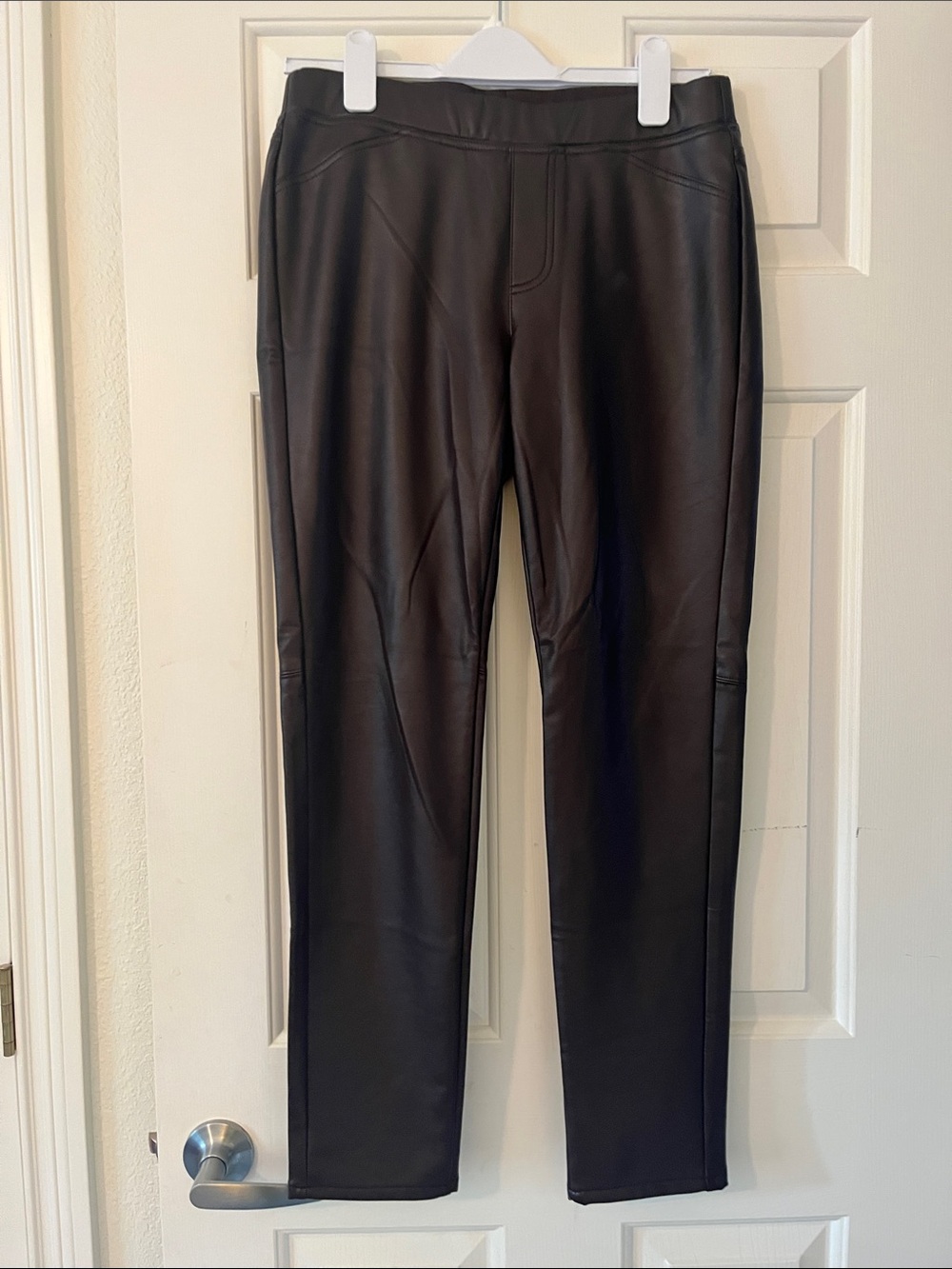NWOT perfect condition J. Jill Faux Leather Leggings in brown